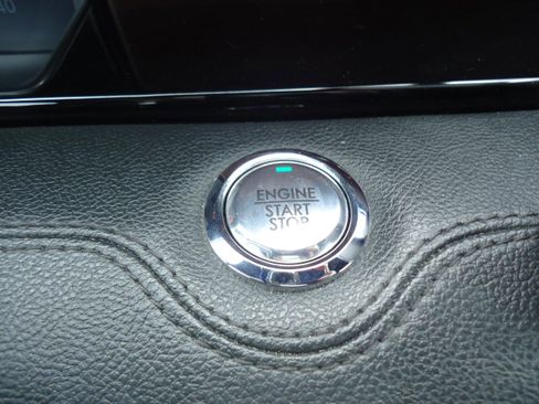 Used 2023 Lincoln Navigator Reserve image 22