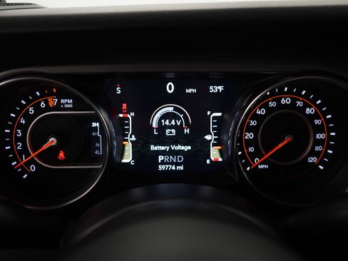 Used 2021 Jeep Gladiator Sport image 18