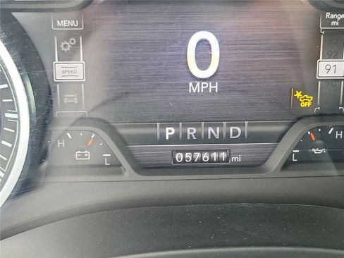 Used 2024 RAM 1500 Laramie AWD/4WD image 31