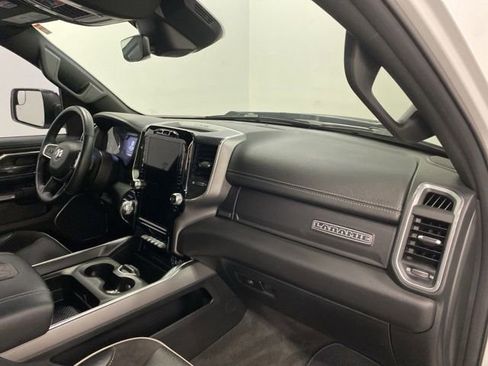 Used 2023 RAM 1500 Laramie AWD/4WD image 27
