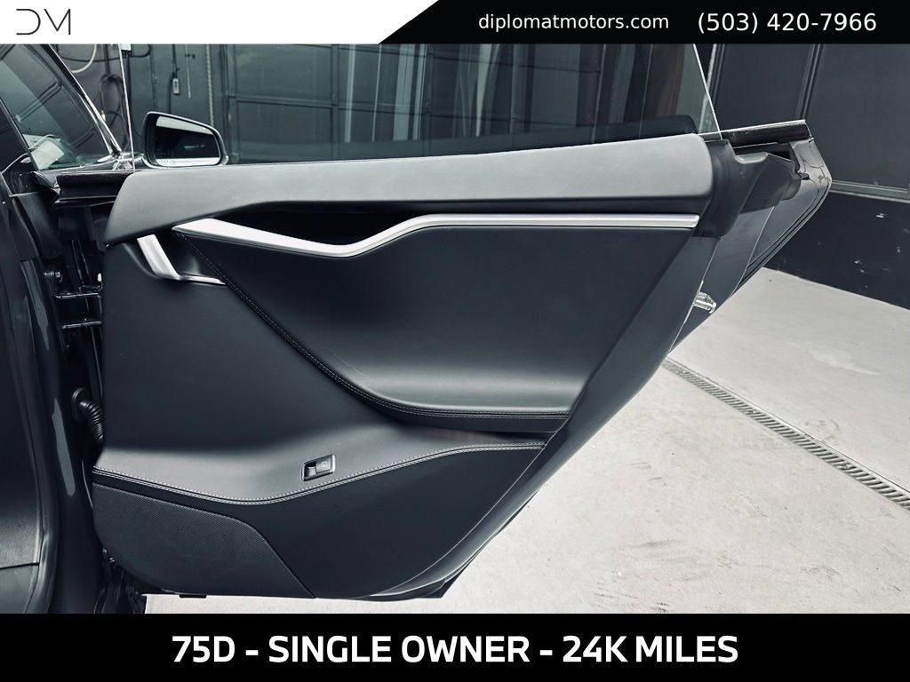 Used 2017 Tesla Model S 75D AWD/4WD image 28