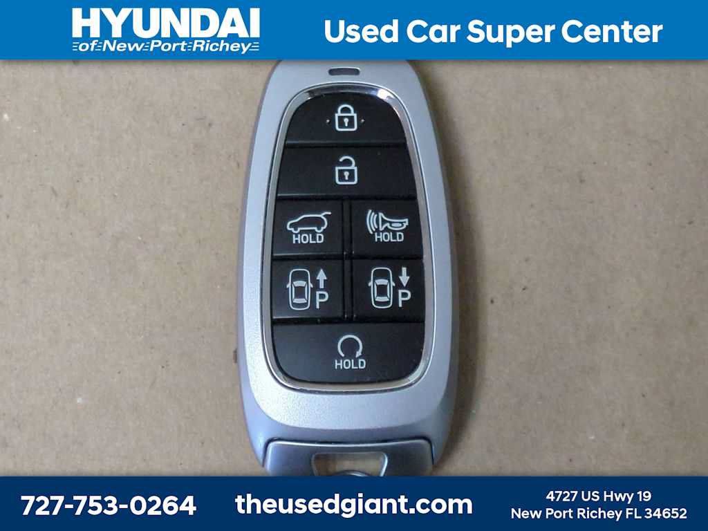Certified 2022 Hyundai Tucson Limited w/ Cargo Package FWD image 34
