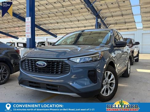 Certified 2024 Ford Escape Active FWD image 2
