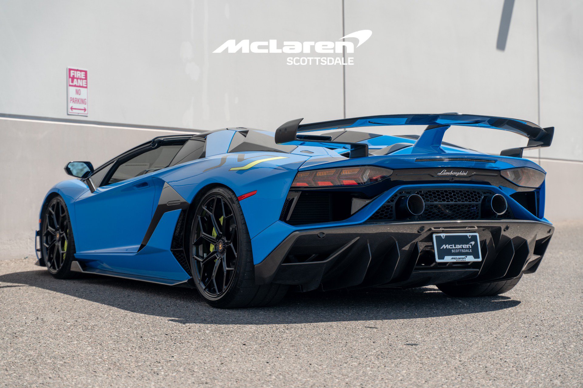 Used 2021 Lamborghini Aventador SVJ AWD/4WD image 5