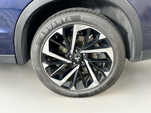 Used 2024 Mitsubishi Outlander SE FWD image 11