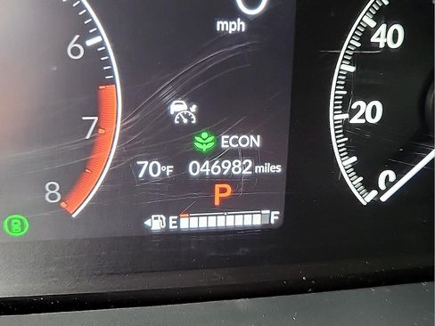 Used 2024 Honda Pilot Touring image 21