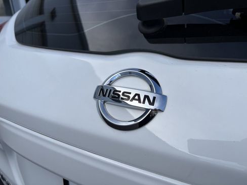 Used 2020 Nissan Kicks S FWD image 10