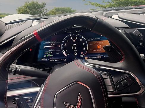 Used 2024 Chevrolet Corvette Z06 RWD image 18