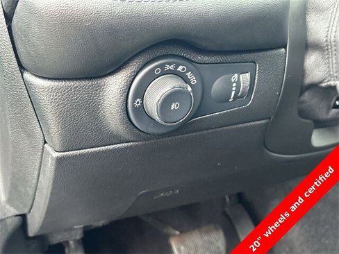 Certified 2022 Dodge Durango GT w/ Blacktop Package image 17