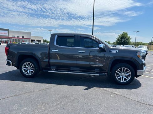 Used 2019 GMC Sierra 1500 SLT AWD/4WD image 8