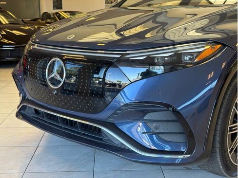 Used 2023 Mercedes-Benz EQS 580 4MATIC SUV image 33