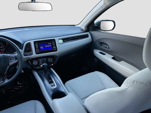 Used 2022 Honda HR-V LX image 21