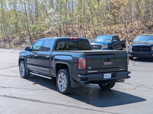 Used 2018 GMC Sierra 1500 Denali w/ Denali Ultimate Package AWD/4WD image 3