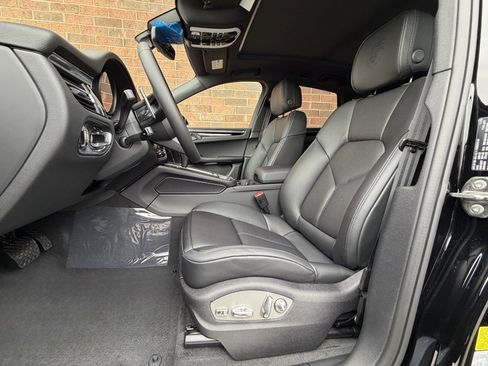 New 2026 Porsche Macan S image 5