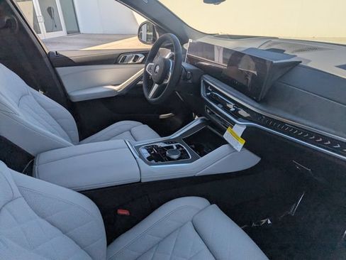 Used 2027 BMW X6 xDrive40i w/ Climate Comfort Package AWD/4WD image 12