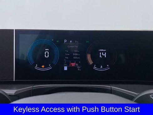 Used 2025 Hyundai Santa Fe SE image 15