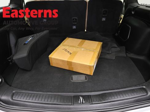 Used 2022 Jeep Grand Cherokee Limited 4xe w/ Luxury Tech Group II AWD/4WD image 9