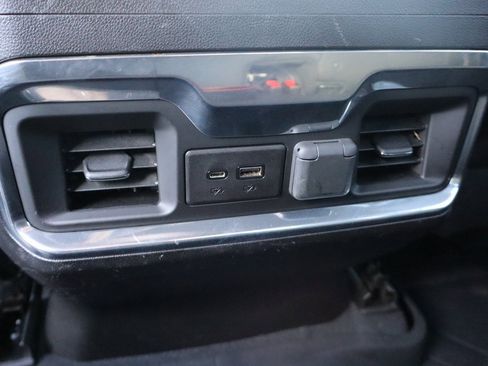 Used 2019 Chevrolet Silverado 1500 LTZ w/ LTZ Plus Package image 6