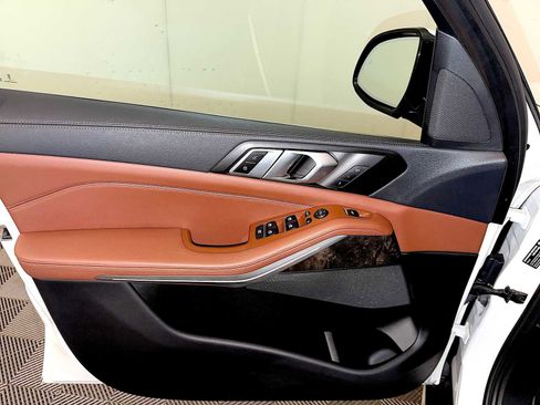 Certified 2023 BMW X5 xDrive40i w/ Premium Package image 11