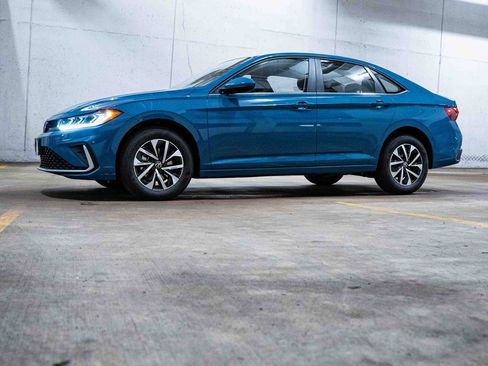 New 2025 Volkswagen Jetta S image 3
