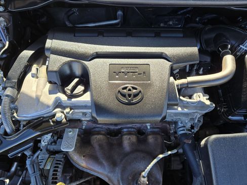 Used 2014 Toyota Camry LE image 35