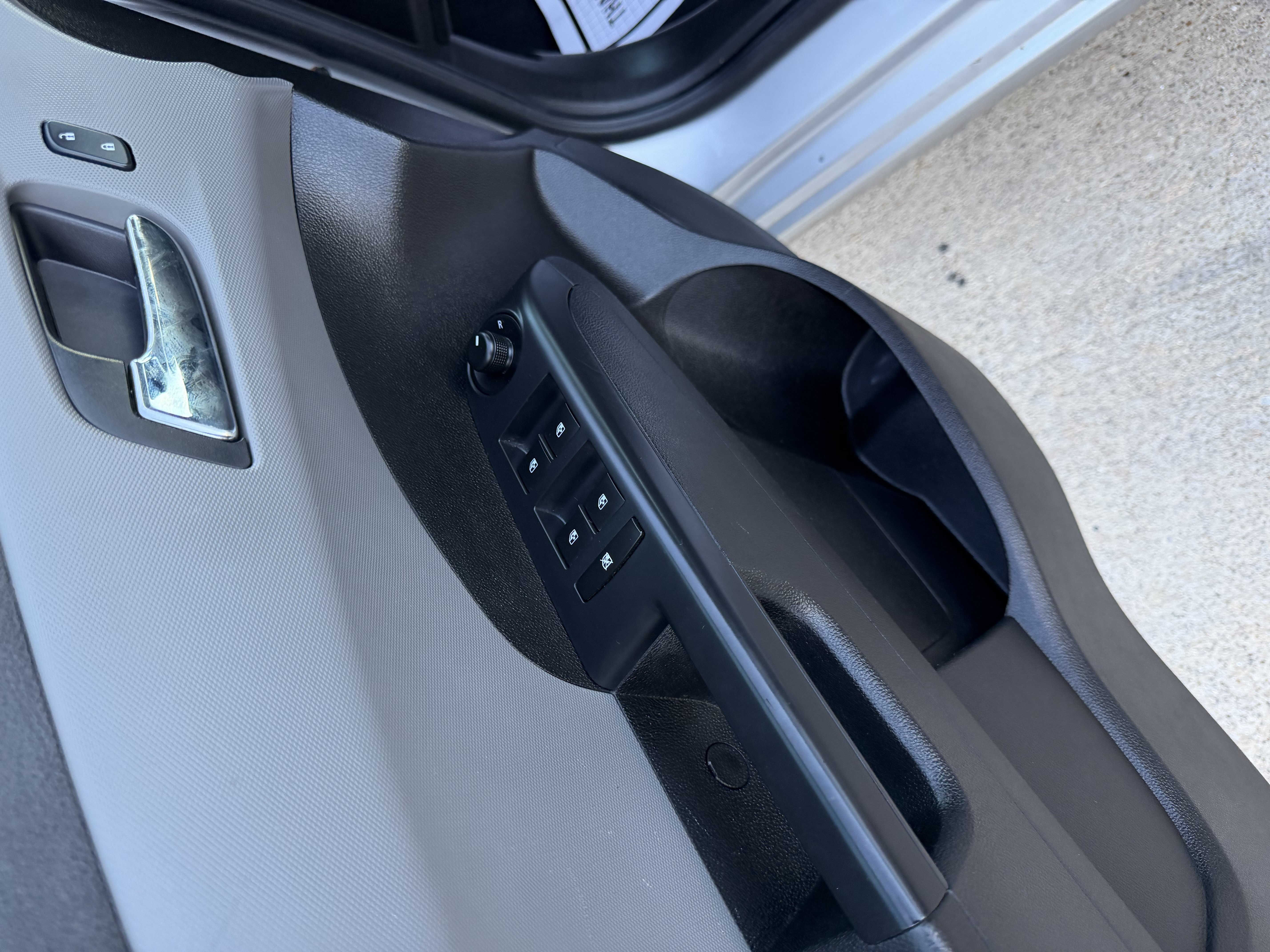 Used 2015 Chevrolet Sonic LT FWD image 7