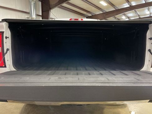 Used 2017 GMC Sierra 1500 2WD Regular Cab w/ Sierra Convenience Package image 22