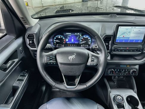 Used 2024 Ford Bronco Sport Outer Banks w/ Tech Package AWD/4WD image 18