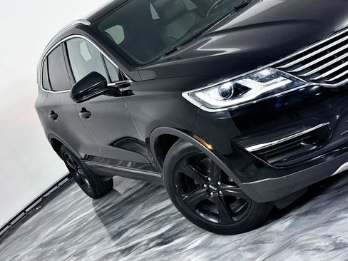 Used 2017 Lincoln MKC Premiere FWD image 4