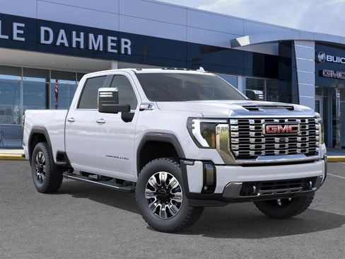 New 2025 GMC Sierra 2500 Denali w/ Denali Reserve Package AWD/4WD image 7