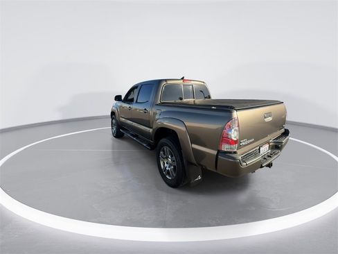Used 2012 Toyota Tacoma 4x4 Double Cab w/ TRD Sport Upgrade Pkg image 11