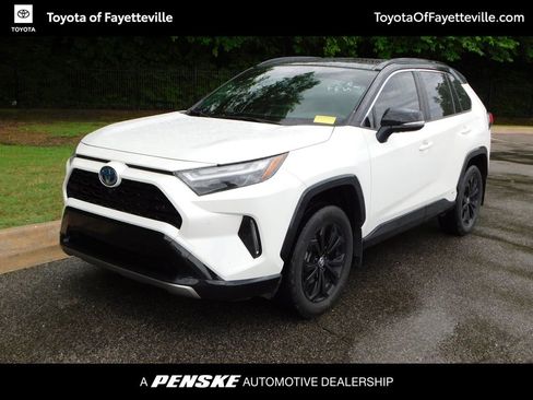 Used 2022 Toyota RAV4 XSE AWD/4WD image 1