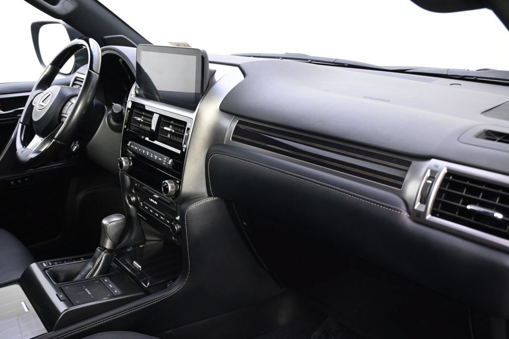 Used 2023 Lexus GX 460 Premium w/ Premium Package AWD/4WD image 11