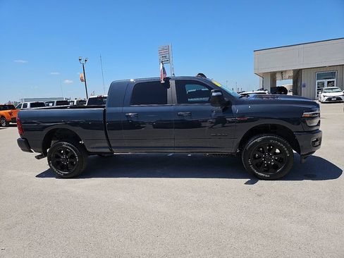 Used 2025 RAM 2500 Laramie w/ Night Edition AWD/4WD image 9