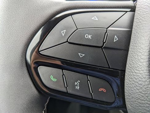 Certified 2026 Chrysler Pacifica Select w/ S Appearance Package image 25