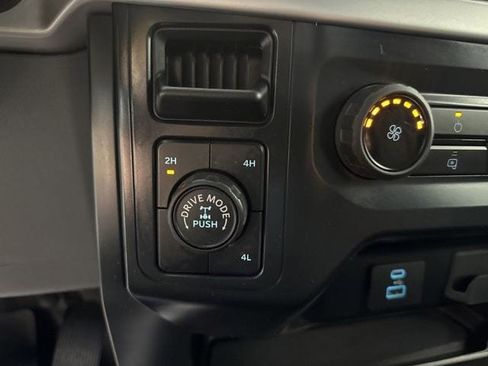 Used 2022 Ford F150 XL w/ Equipment Group 101A High AWD/4WD image 29