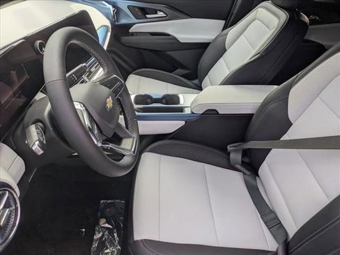 New 2026 Chevrolet Equinox EV LT image 3