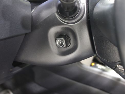 Used 2015 Lexus GX 460 w/ Premium Package image 9