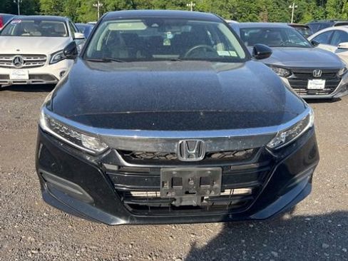 Used 2018 Honda Accord LX image 3