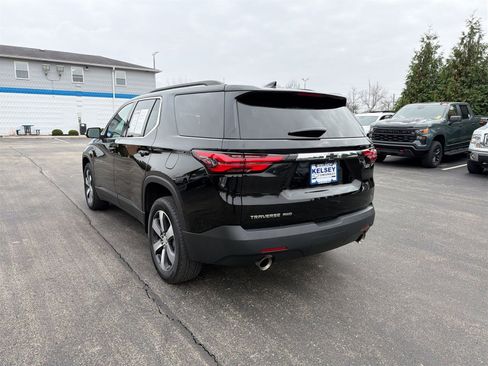 Used 2023 Chevrolet Traverse LT w/ LT Premium Package image 6
