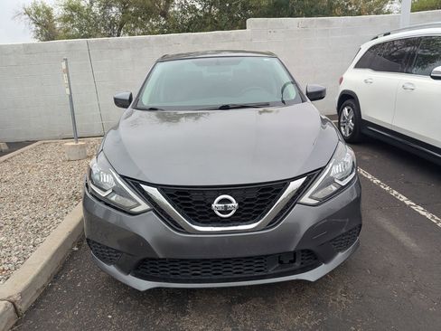 Used 2019 Nissan Sentra SV image 3