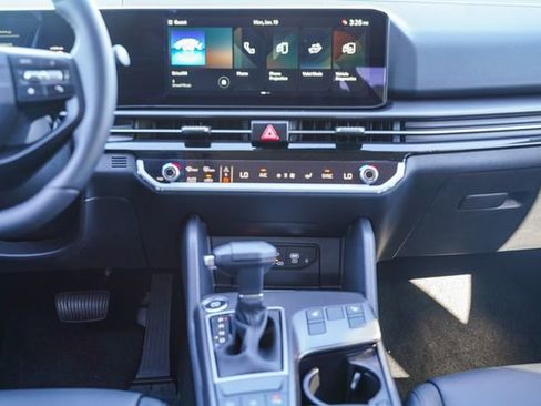 New 2026 Kia Sportage EX image 15