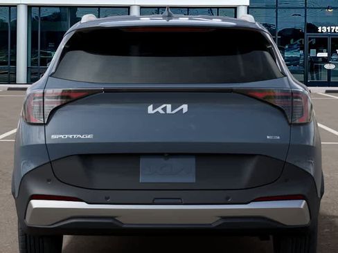 New 2026 Kia Sportage EX image 13