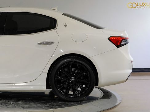 Used 2023 Maserati Ghibli GT RWD image 14