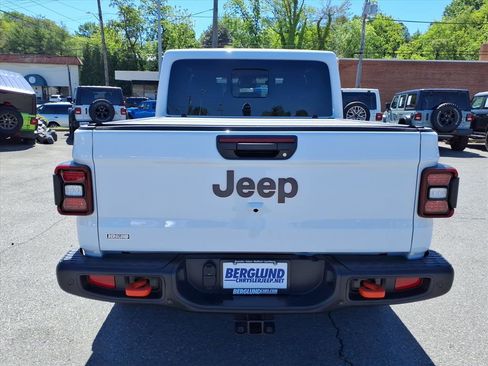 New 2026 Jeep Gladiator Mojave AWD/4WD image 5