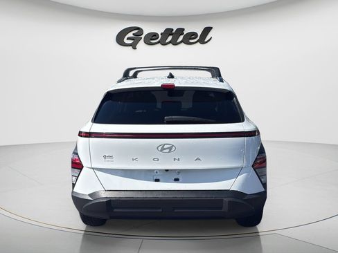 Certified 2024 Hyundai Kona SEL w/ Convenience Package FWD image 6