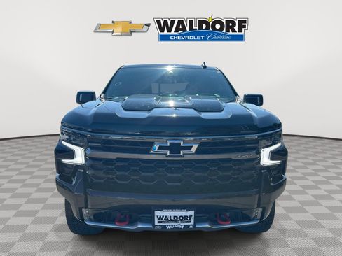 Used 2024 Chevrolet Silverado 1500 ZR2 w/ Technology Package AWD/4WD image 2