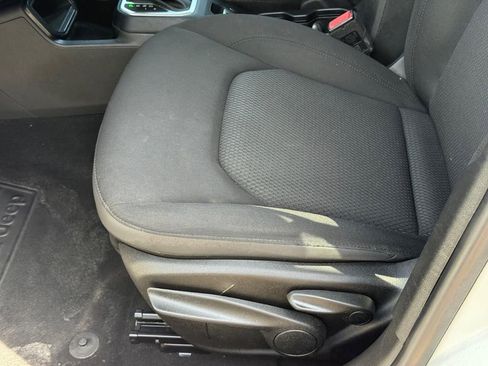 Used 2019 Jeep Renegade Altitude w/ Quick Order Package 2XM FWD image 21