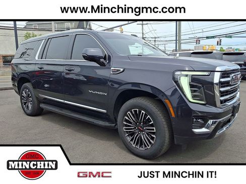 Used 2025 GMC Yukon XL Elevation w/ Technology Package AWD/4WD image 1