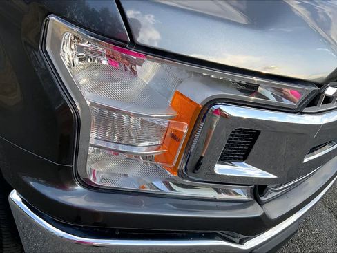 Used 2018 Ford F150 XLT w/ Equipment Group 302A Luxury image 26